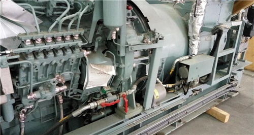 三菱S6R柴油發(fā)動機燃油噴油管、燃油溢流管的拆卸檢測