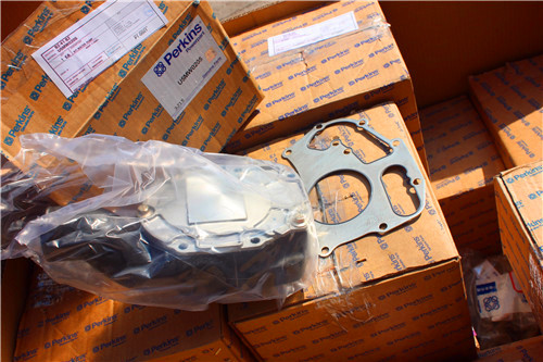 楚雄perkins柴油發(fā)動機(jī)4236水泵價位