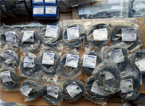 誰知道哪里有賣英國帕珀金斯發(fā)動(dòng)機(jī)配件的聯(lián)系方式