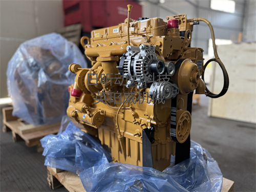 卡特3056e發(fā)動(dòng)機(jī)排氣管冒白煙有幾種情況？