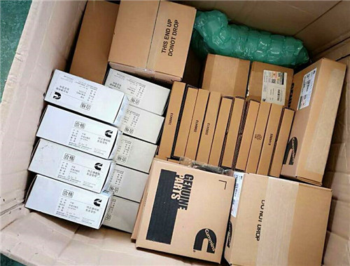 進(jìn)口康明斯柴油挖機配件的種類