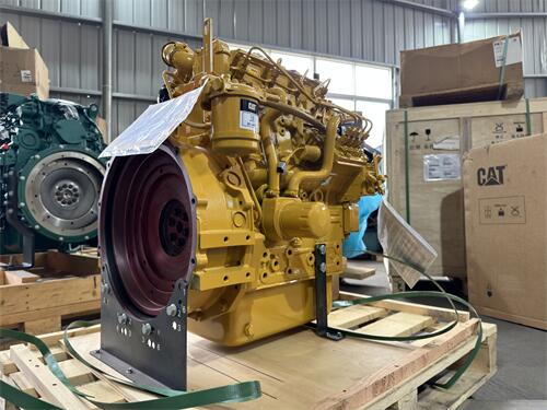 卡特小叉車發(fā)動機(jī)：卓越性能與高效應(yīng)用的完美結(jié)合