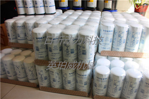 沃爾沃TAD733GE發(fā)電機柴油濾芯：性能、保養(yǎng)與更換全攻略