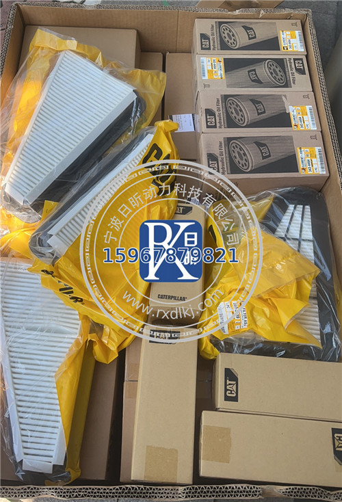 卡特15噸雙鋼輪壓路機(jī)配件：你不得不知的那些事兒