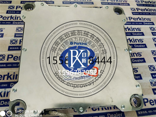 探秘C4.4珀金斯1104D-E44TA發(fā)動機(jī)電腦板T435124，工業(yè)動力的智慧大腦