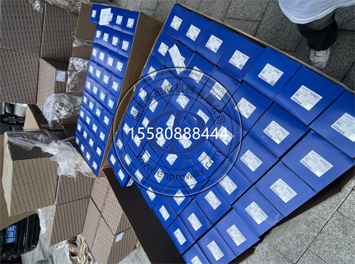 工程機械配件大揭秘：珀金斯柴油機原裝進口，廠價直銷的寶藏庫